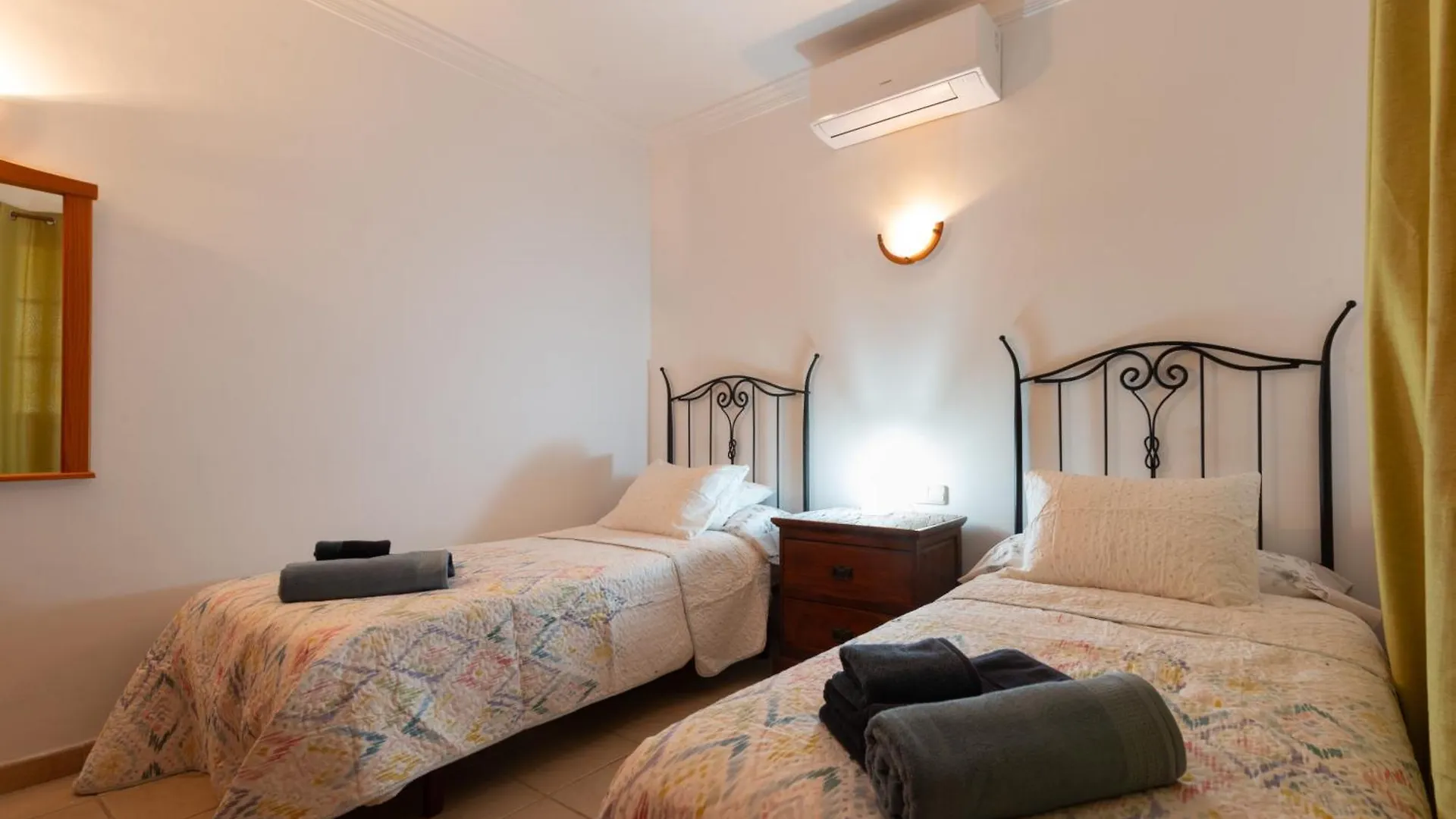 Utopia, Villa 4 Bedrooms Close To Old Town, Heated Pool With Complete Privacy Playa Blanca   Playa Blanca (Lanzarote)